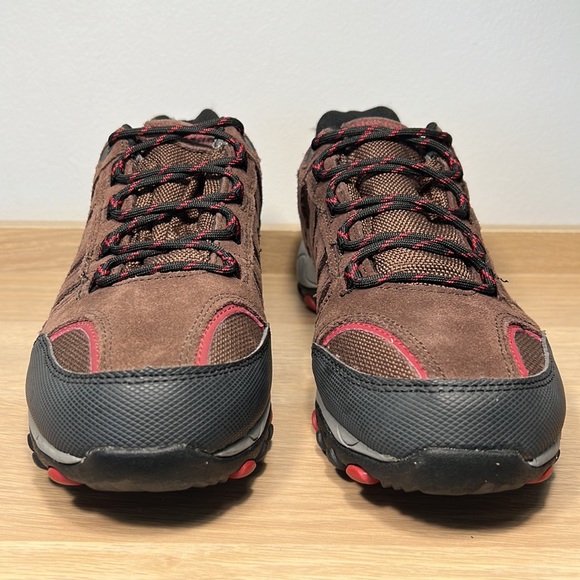 Worn once Wolverine Memory Foam waterproof sneakers 8M NO box - Picture 2 of 16